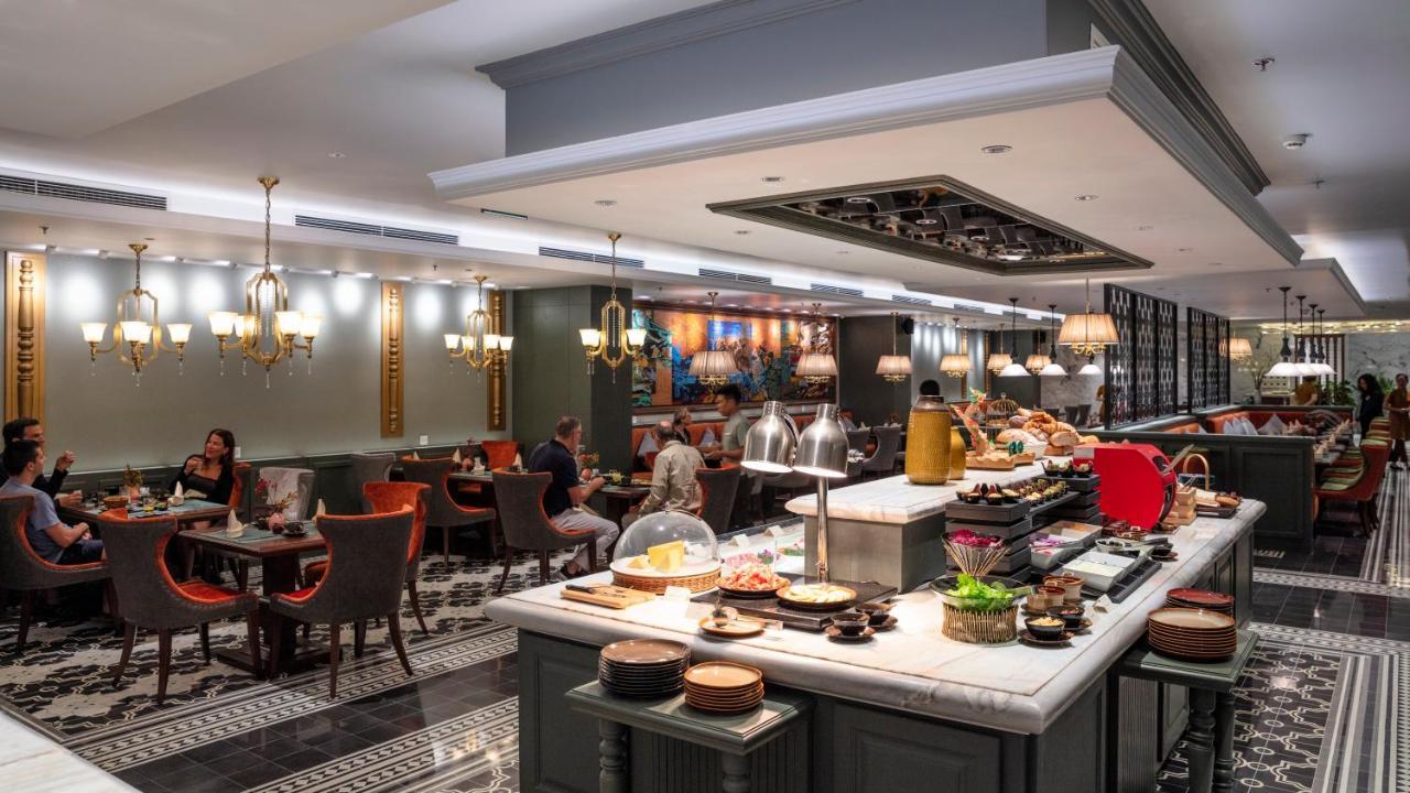 Peridot Grand Luxury Boutique Hotel هانوي المظهر الخارجي الصورة The buffet at the hotel
