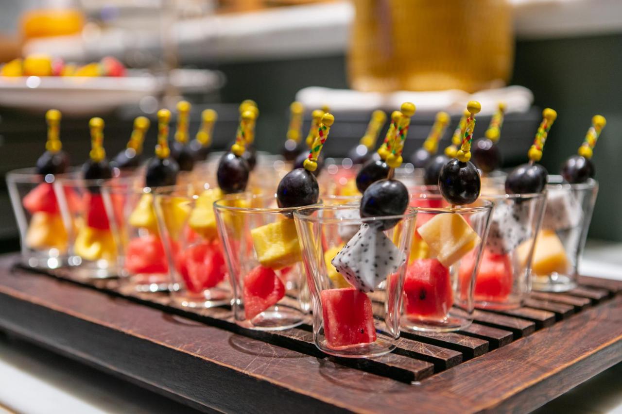 Peridot Grand Luxury Boutique Hotel هانوي المظهر الخارجي الصورة Fruit salad