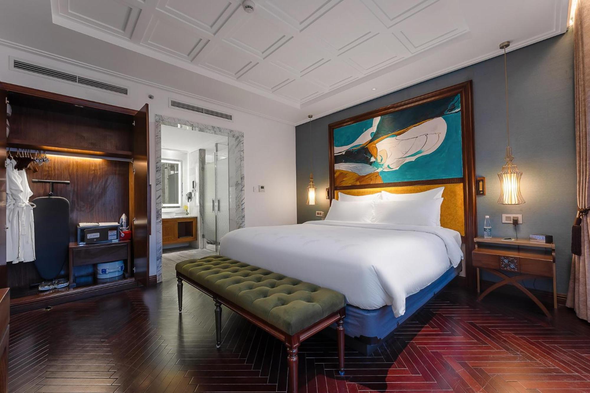 Peridot Grand Luxury Boutique Hotel هانوي المظهر الخارجي الصورة Deluxe Suite